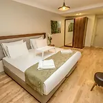 Keten Taksim 4*