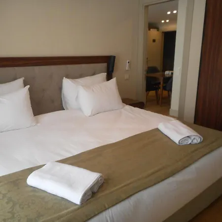 Keten Taksim 4* Istanboel